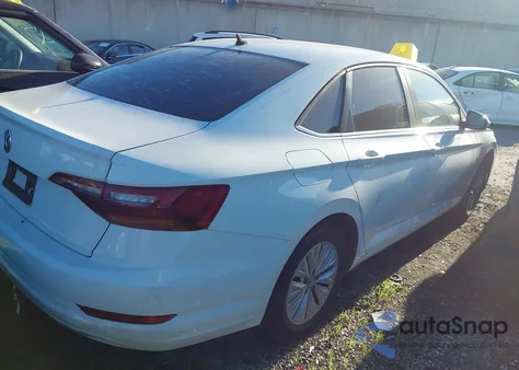 2019 Volkswagen Jetta 1.4T R-Line/1.4T S/1.4T Se from USA, damaged, VIN 3VWC57BU8KM046650